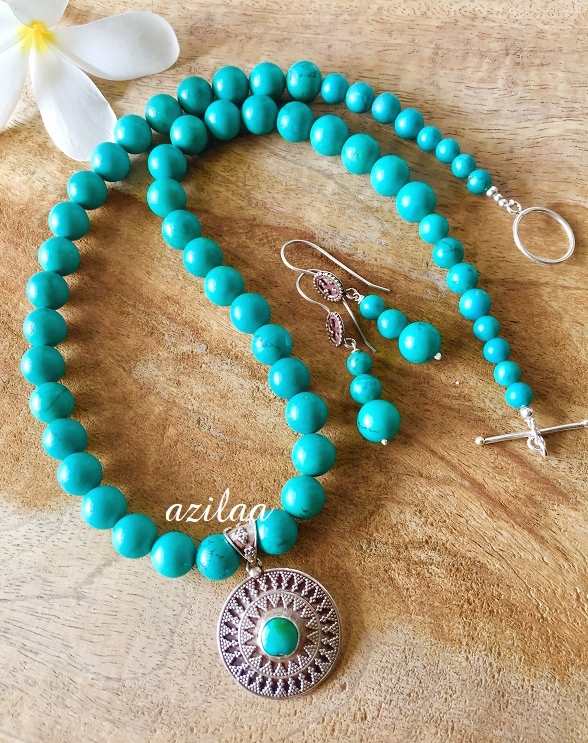 Turquoise Bead Necklace on Silk Thread