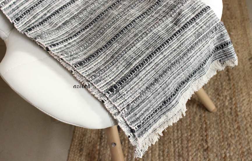 Handloom grey and black woven throw blanket at ?1550