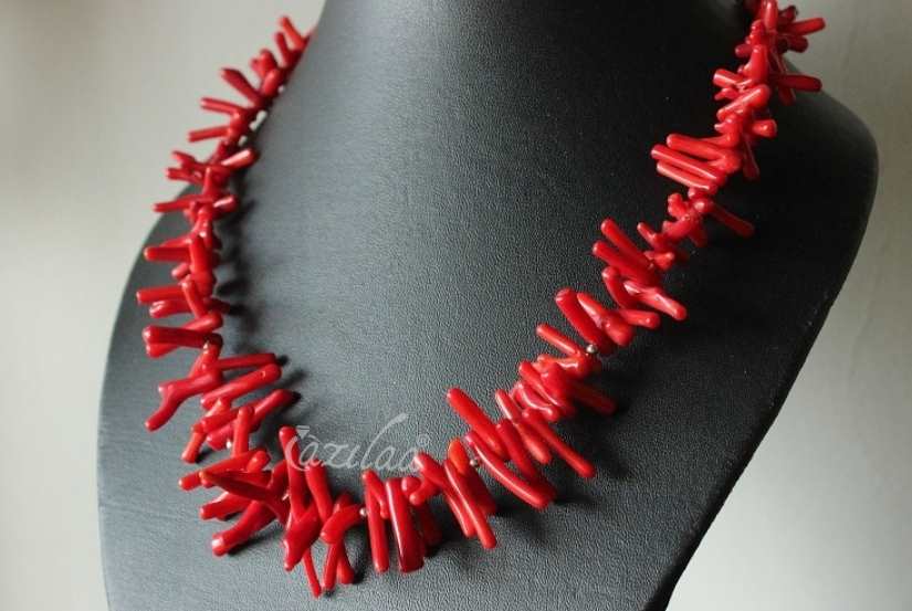 Statement red bamboo coral necklace at ₹2950