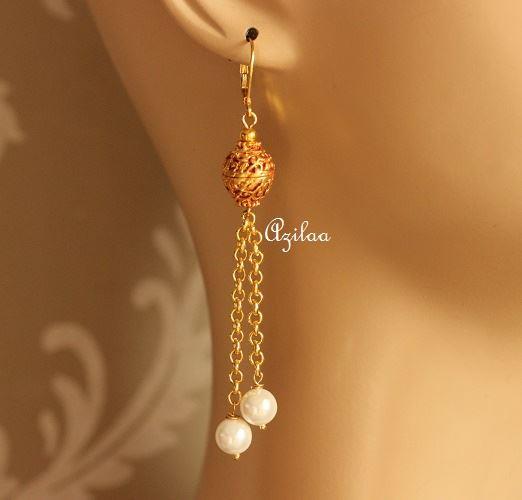 Moti earrings gold deals