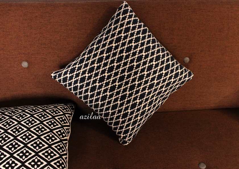 Dark Blue white geometric handloom handmade cushion cover 1