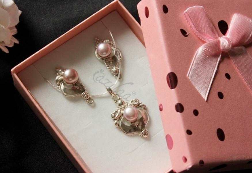 Designer pearl pendant chain sterling silver earring set