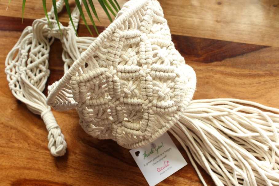ECO friendly Off white cotton macrame handmade 1 plant hanger 