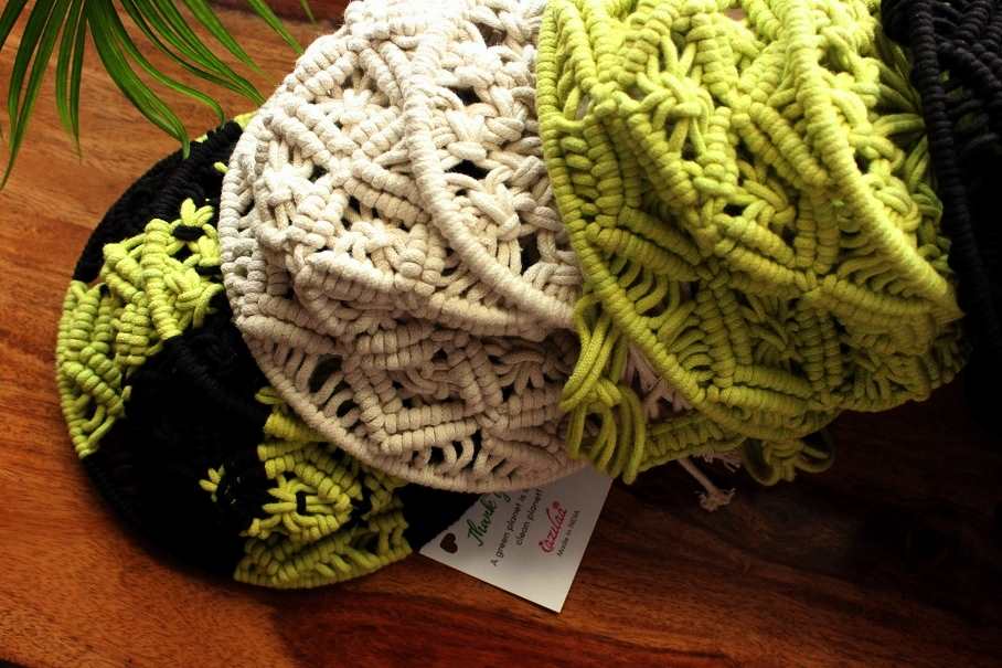 ECO friendly green black cotton macrame handmade 1 plant hanger 