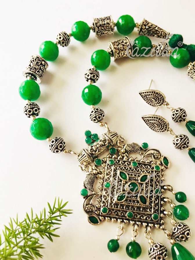  Ethnic Green gemstone beaded handmade necklace set