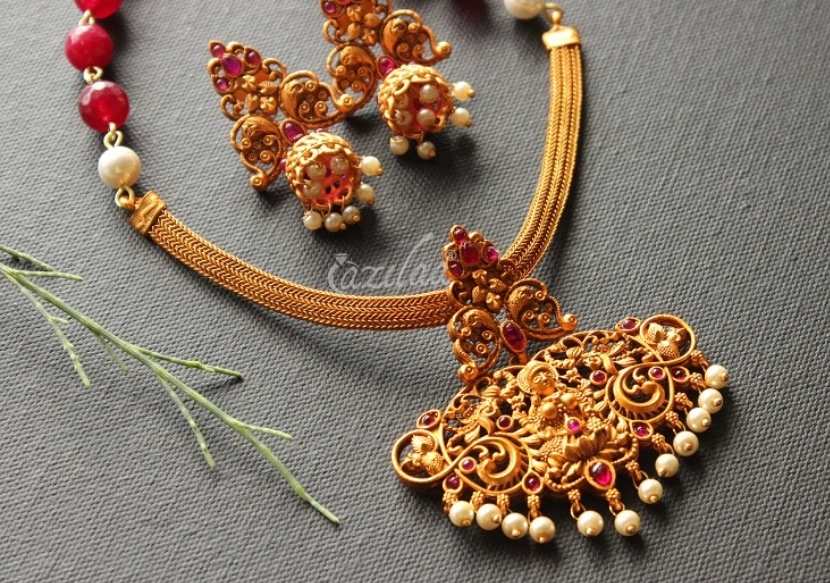 Ethnic goddess  maroon antique golden gemstone choker set