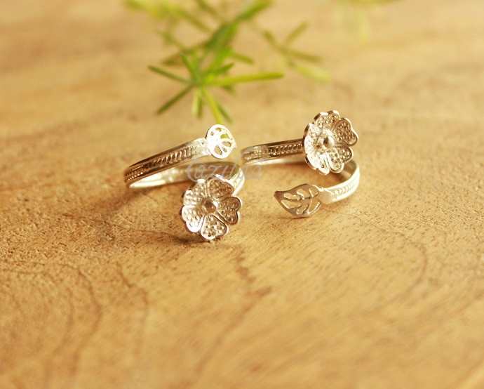 Floral artisan adjustable sterling silver handmade toe rings at ₹2950 ...