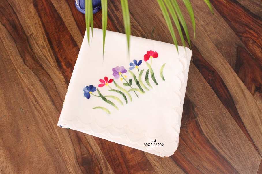 Flower Garden white cotton hand embroidered table cloth 01