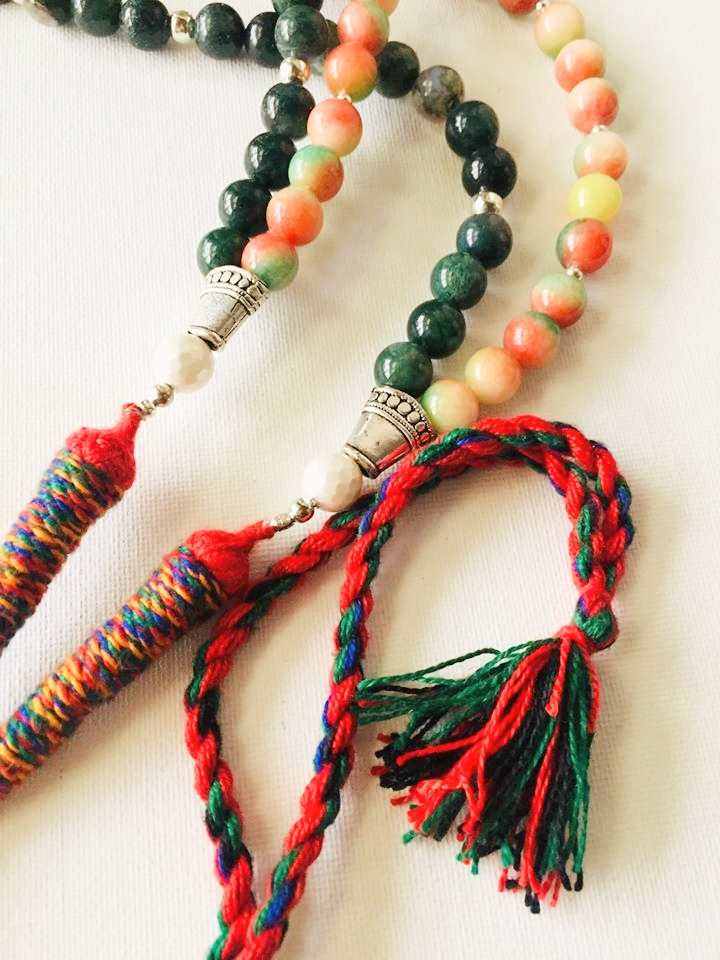 Goddess Laxmi Peach green Gemstone beaded handmade necklace set