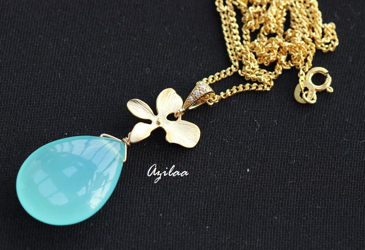 Golden Orchid Flower Pendant gemstone Necklace SET