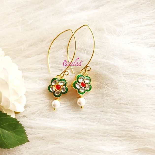 Gorgeous antique golden green kundan earrings
