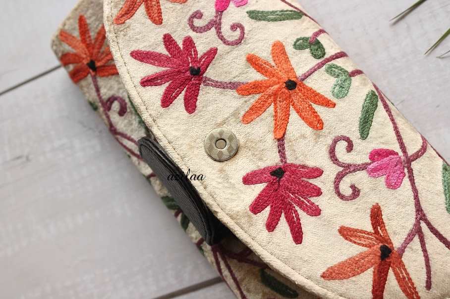 Gorgeous cream velvet embroidery purse clutch bag