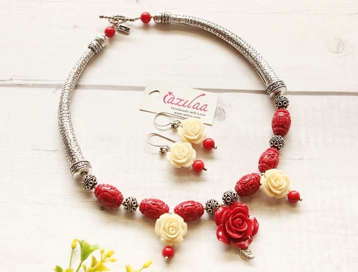 Gorgeous red rose charm beaded silver tone necklace set
