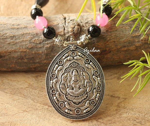 Laxmi Black onyx pink gemstone handmade necklace set