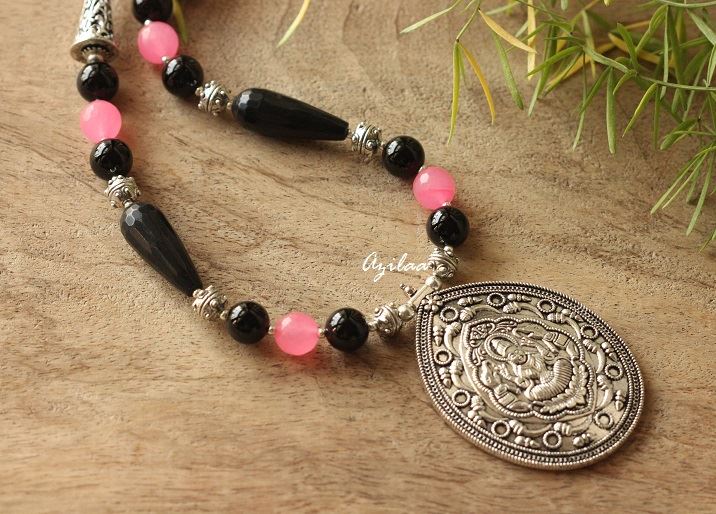 Laxmi Black onyx pink gemstone handmade necklace set