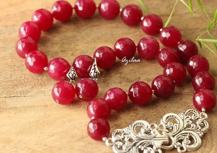 Maroon red agate gemstone artisan handmade necklace 