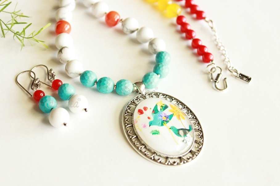 Modern Bird Contemporary pendant gemstone necklace set