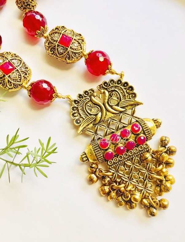 Peacock pinkish maroon antique gold tone necklace earrings