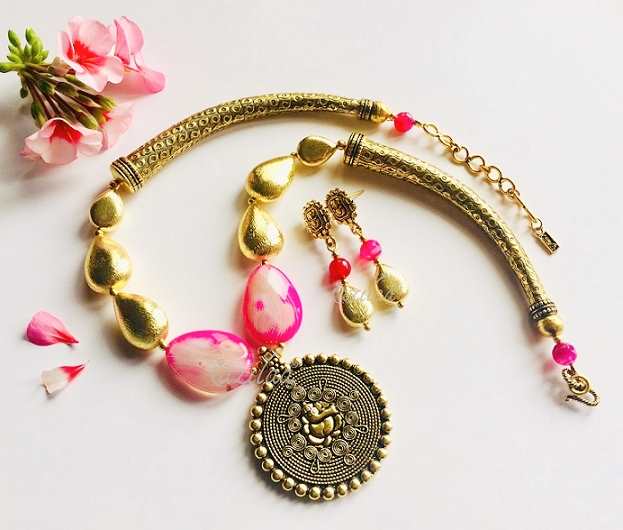 Pink Ganesha antique gold Statement handmade necklace set