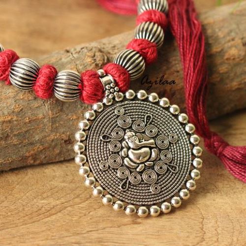 Maroon Ganesha silver plated thread handmade necklace set