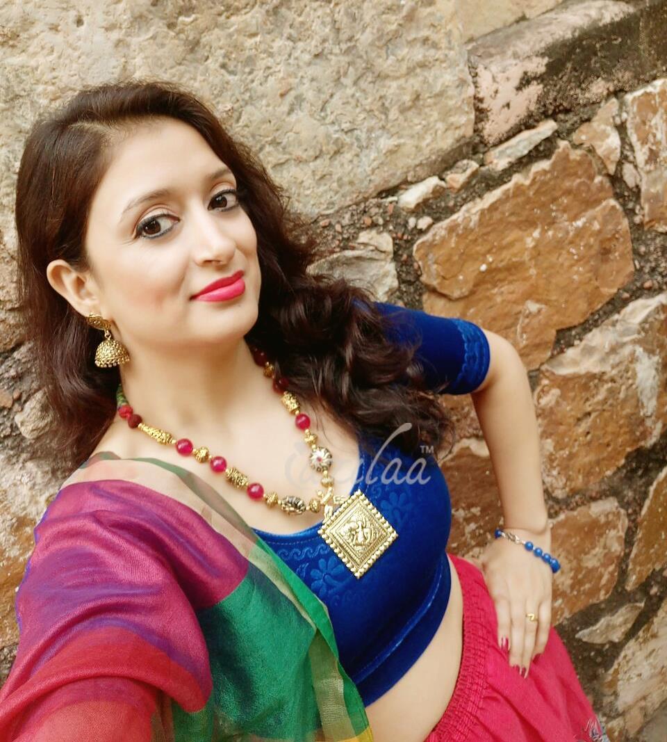 Royal Maroon antique Gold Statement handmade necklace set