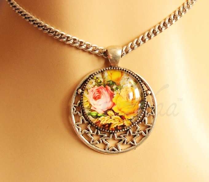 Shiny star Vintage style flower pendant designer necklace at ₹1250 | Azilaa