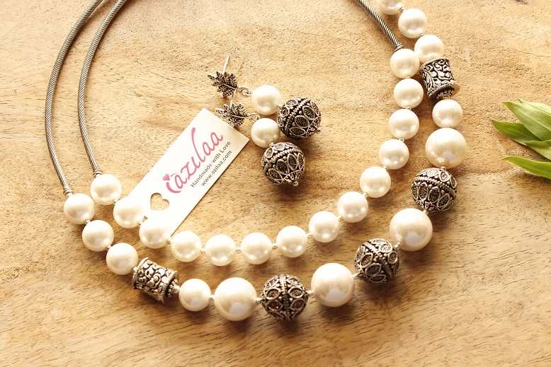 Statement Antique style white pearl layered necklace earrings