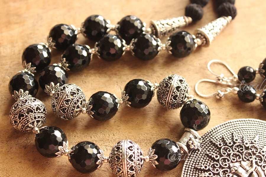 Statement Black gemstone gemstone handmade necklace earrings set
