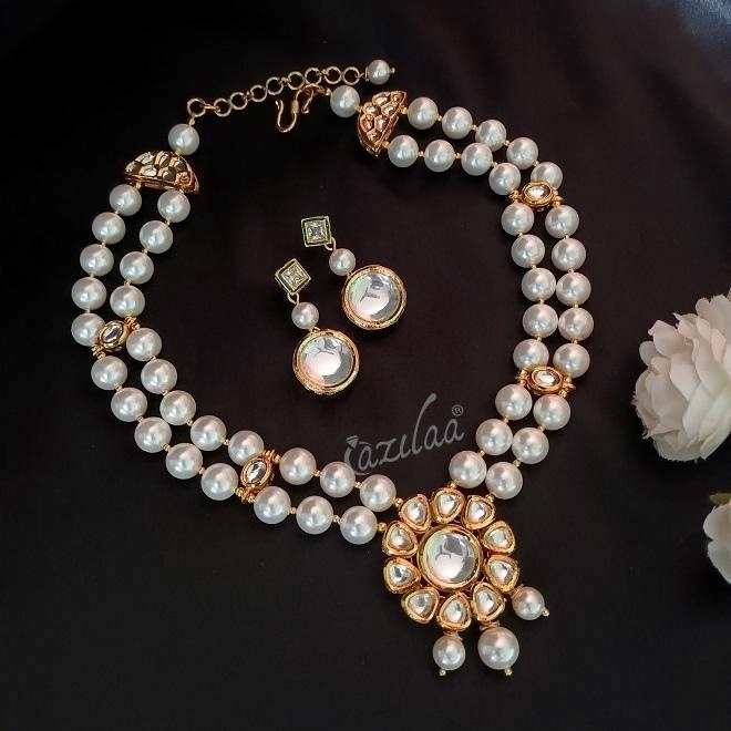 Pearl necklace with kundan pendant hotsell