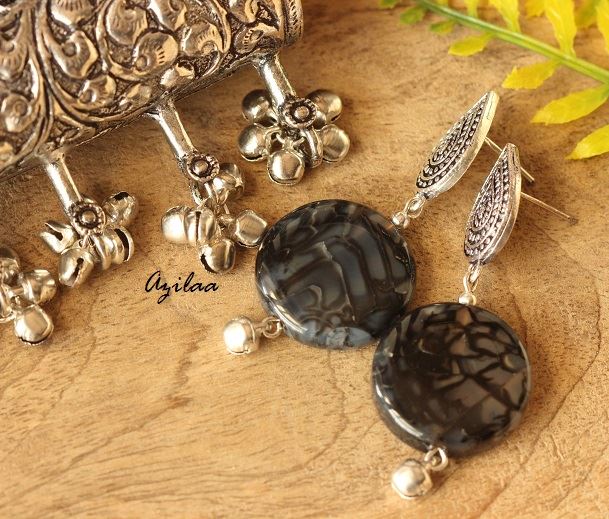 Statement ethnic style huge pendant black gemstone necklace set