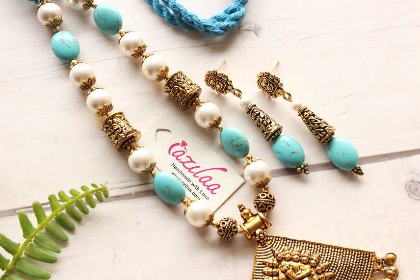 Statement golden Ganesha Antique style necklace earrings