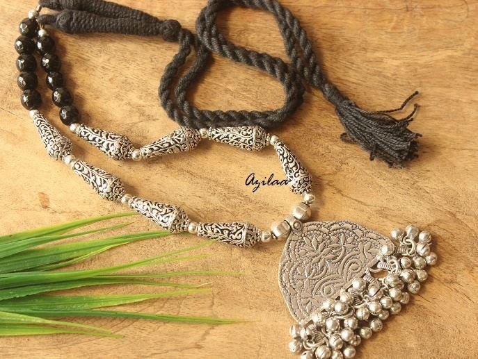 Trendy Ethnic silver tone handmade designer necklace
