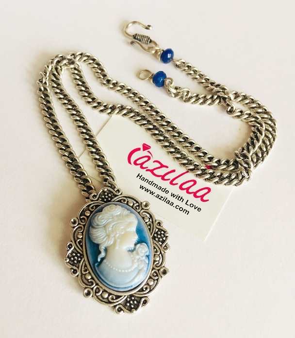 Vintage style lady Blue pendant designer necklace