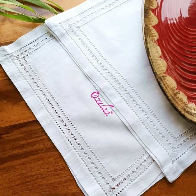 White embroidery cotton handmade table mat and napkin set 