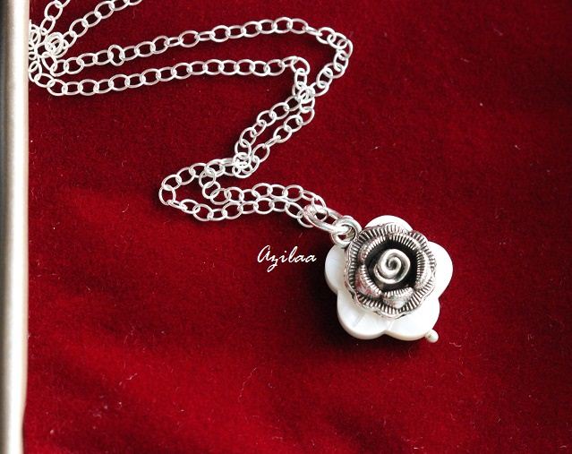 White flower pendant silver rose pendant necklace