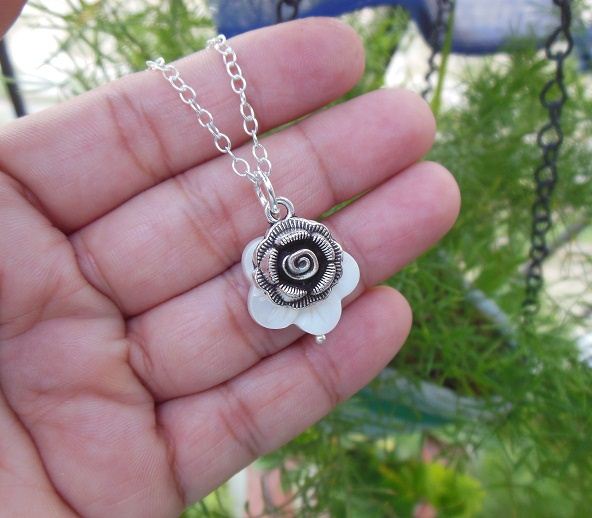 White flower pendant silver rose pendant necklace